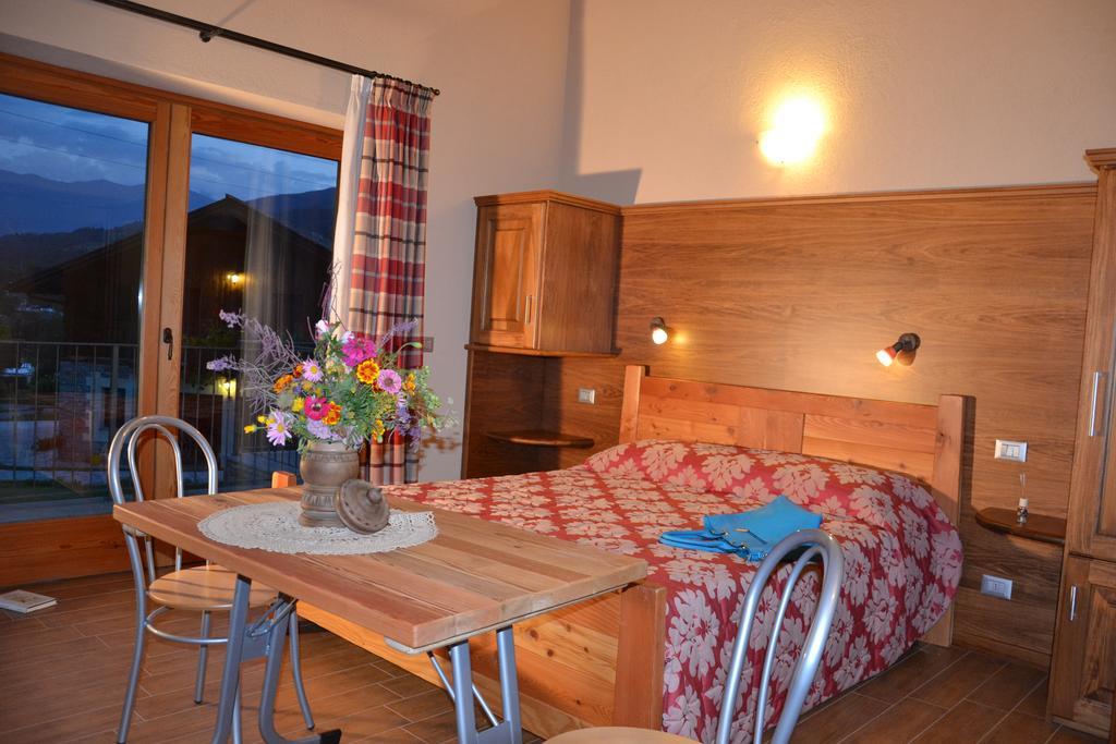 Village Paradis Roisan Habitación foto